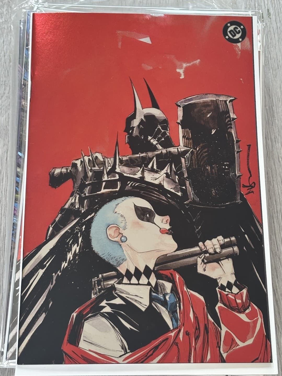 Cómic Absolute Batman #22 — variante virgin foil de Harley Quinn por Nguyen (LTD 999)